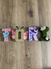 Load image into Gallery viewer, Garden Floral Stand Up Letters
